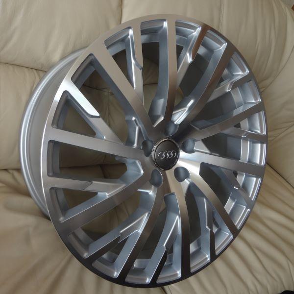 アウディ対応 A1364 Q8 4MN系 (9.0J+30 112×5H) (20インチ,ポリッシュ