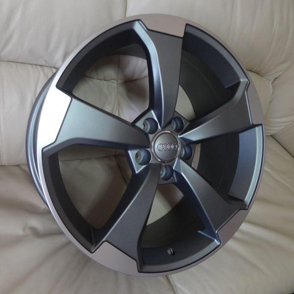 アウディ A5612 Q2 GA系 (235/40R19) (19インチ,ポリッシュ/マット