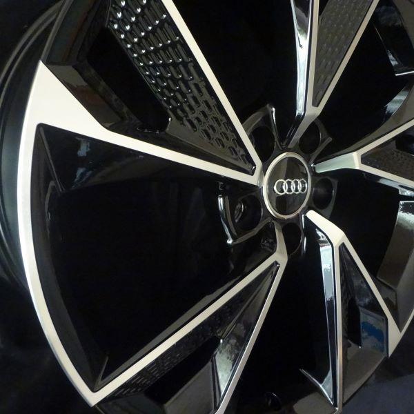 アウディ Q5/SQ5(8R,FY系)対応 A5671(255/45R20) (20インチ,ブラック