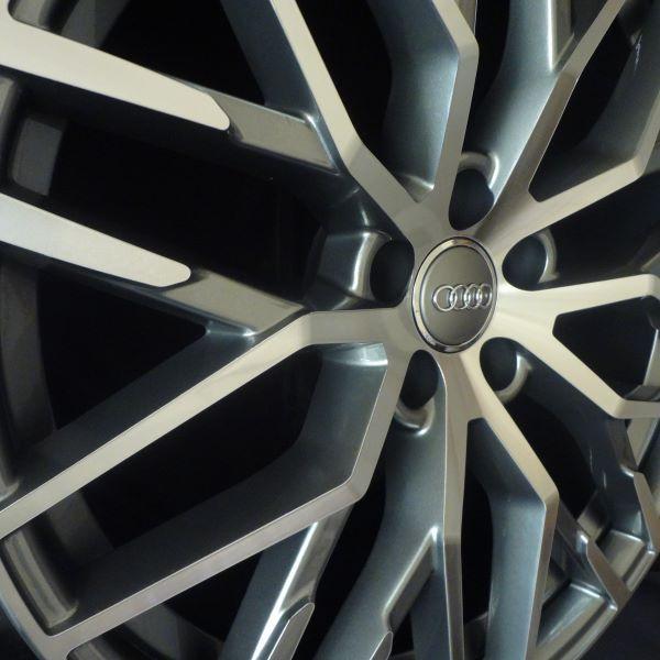 アウディ Q5/SQ5(8R,FY系)対応 A1349(255/45R20) (20インチ