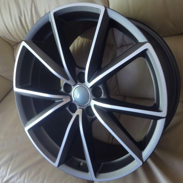 255/40R19 アウディ 純正ホイール 4本セット 255/40R19 アウディ 純正ホイール 4本セット Audi（アウディ） A8 現行