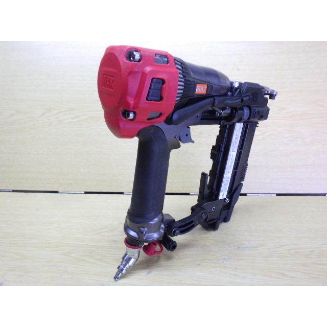 中古美品 マックス MAX 50mm高圧フロアネイラ HA-50F3(D) 新でん 中古美品 マックス MAX 50mm高圧フロアネイラ HA-50F3(D) 新でん