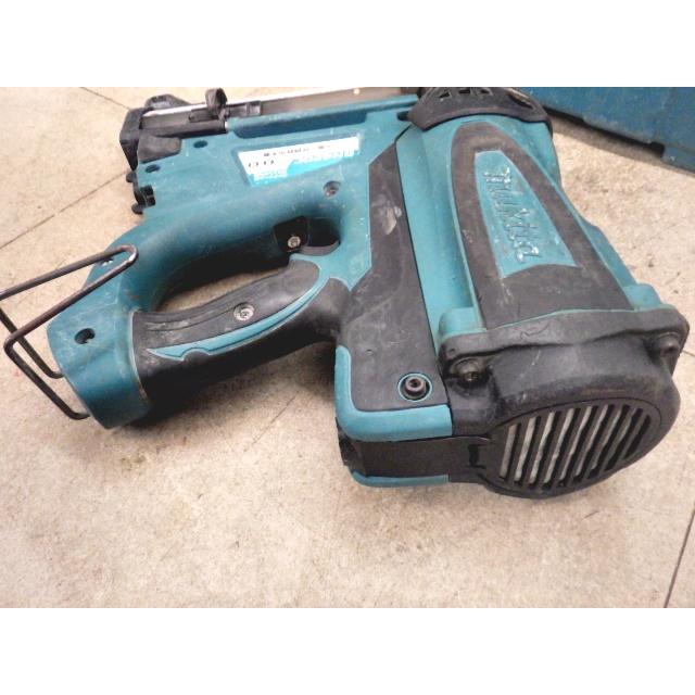 動作未確認 ジャンク扱い マキタ makita コンクリート用ガスピン 動作未確認 ジャンク扱い マキタ makita コンクリート用ガスピン