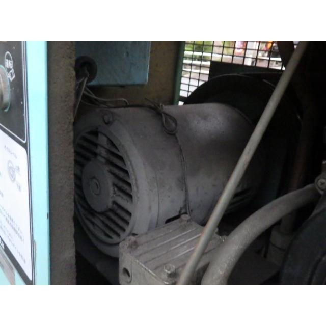 中古 アネスト岩田 2馬力エアーコンプレッサー CSD-15P 三相200V 50Hz 