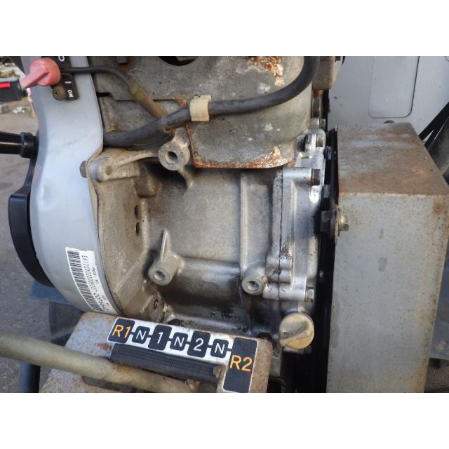 中古ジャンク扱い エンジン式運搬車 新ダイワ SCR250 クローラー交換