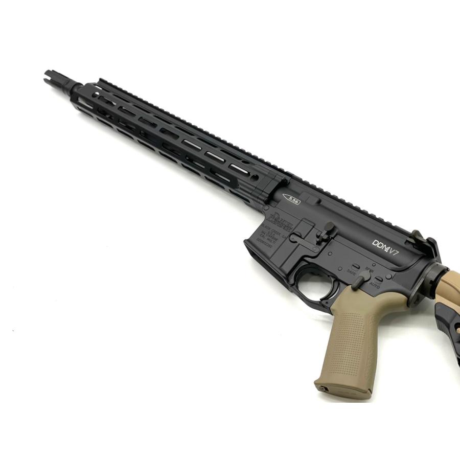 25【新品未使用】 MGA コンプリート GHK Daniel Defense M4 V7 セラコート仕上　エアガン　サバゲー 【2743023735】(98000円)
