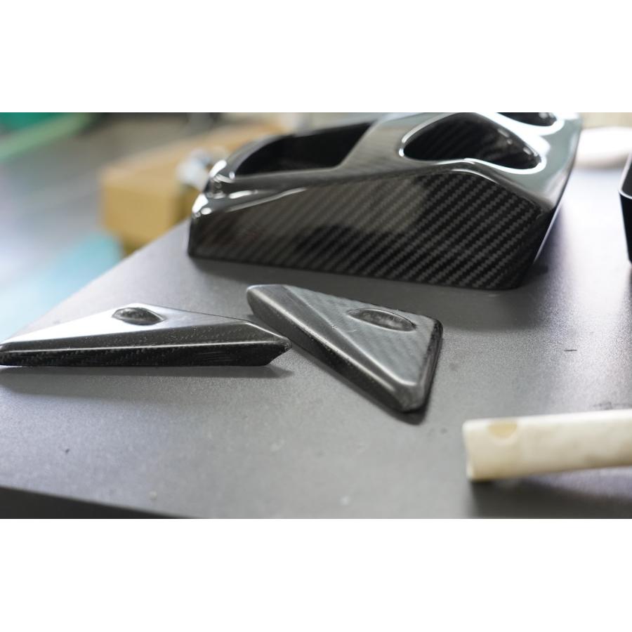 日本製　LC500/ｈ用　コンバーチブル　カーボン ドライカーボン ピラーカバー 左右セット M's Global Market（エムズ グローバル マーケット） 日本製 LC500/h