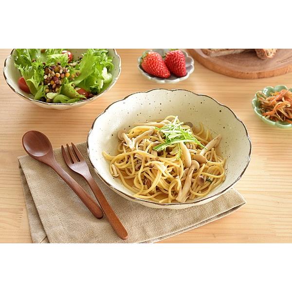 食器 和食器 おしゃれ 皿 カレー皿 白化粧菊形6.8深皿 パスタ皿