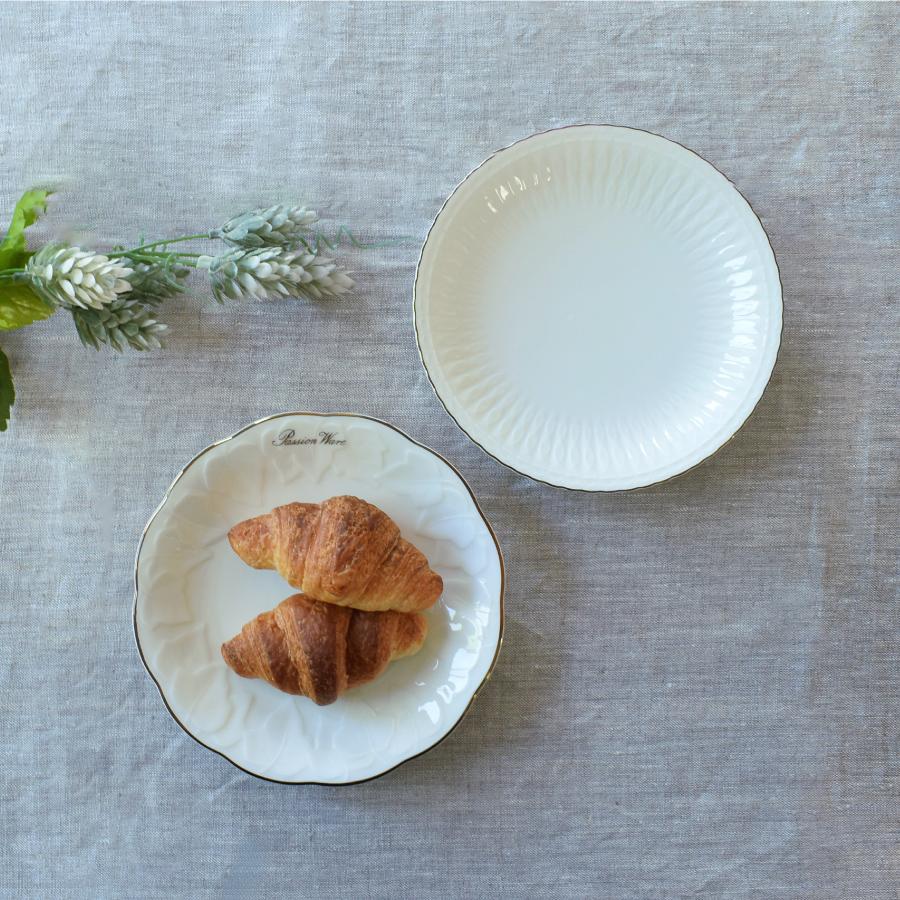 食器 おしゃれ 中皿 ゴールドラインクロワッサンディッシュ 美濃焼