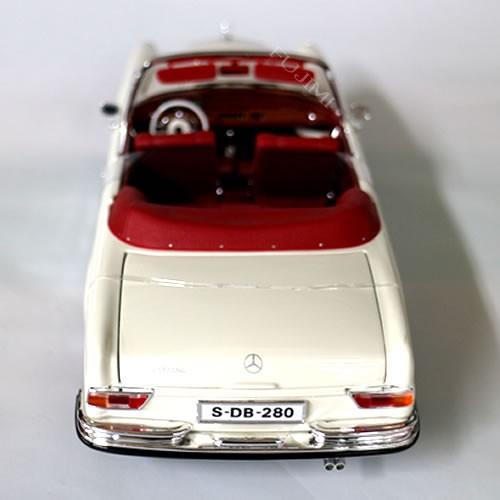 マイスト1/18 1967Mercedes-Bentz 280SE カスタム Maisto 1/18 Mercedes Benz 280 SE 