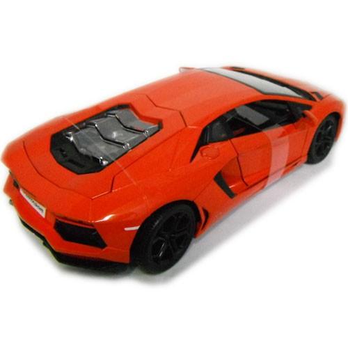 Lamborghini Aventador LP700-4 red 1/18 Maisto【全国送料無料】 ランボルギーニ アヴェンタドール マイスト スーパーカー ミニカー 赤 アベンタドール｜miahat1024｜02