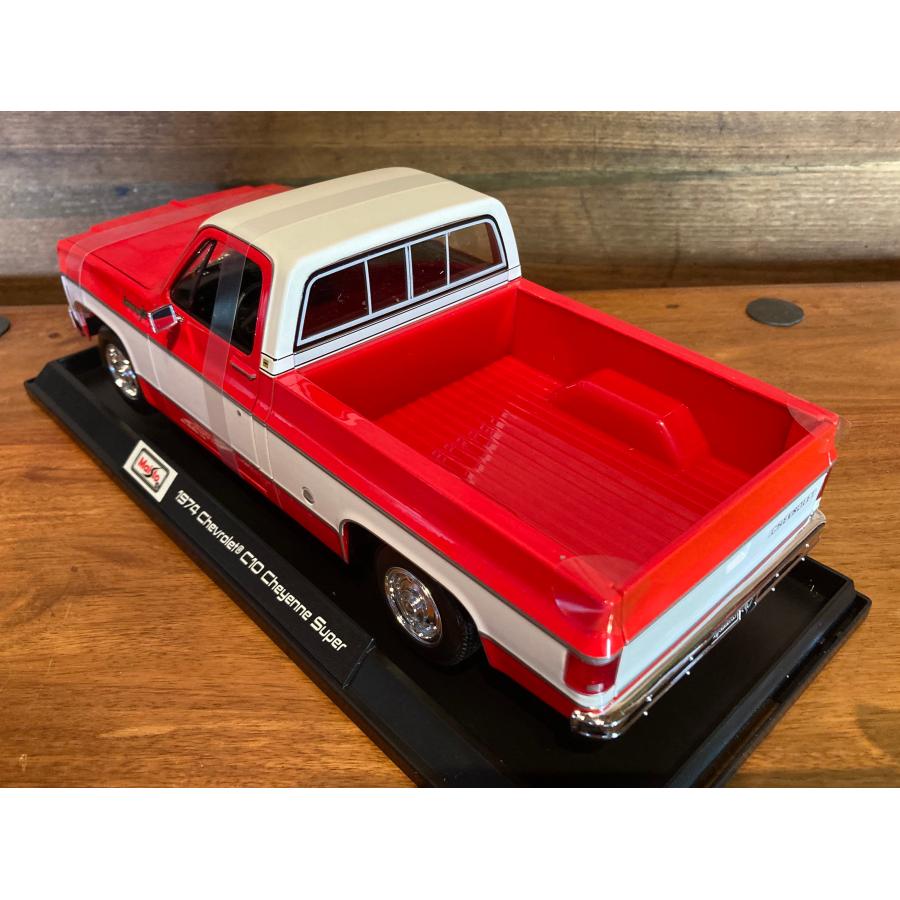 マイスト ミニカー 1974 Chevrolet C10 Cheyenne Super Squarebody Red