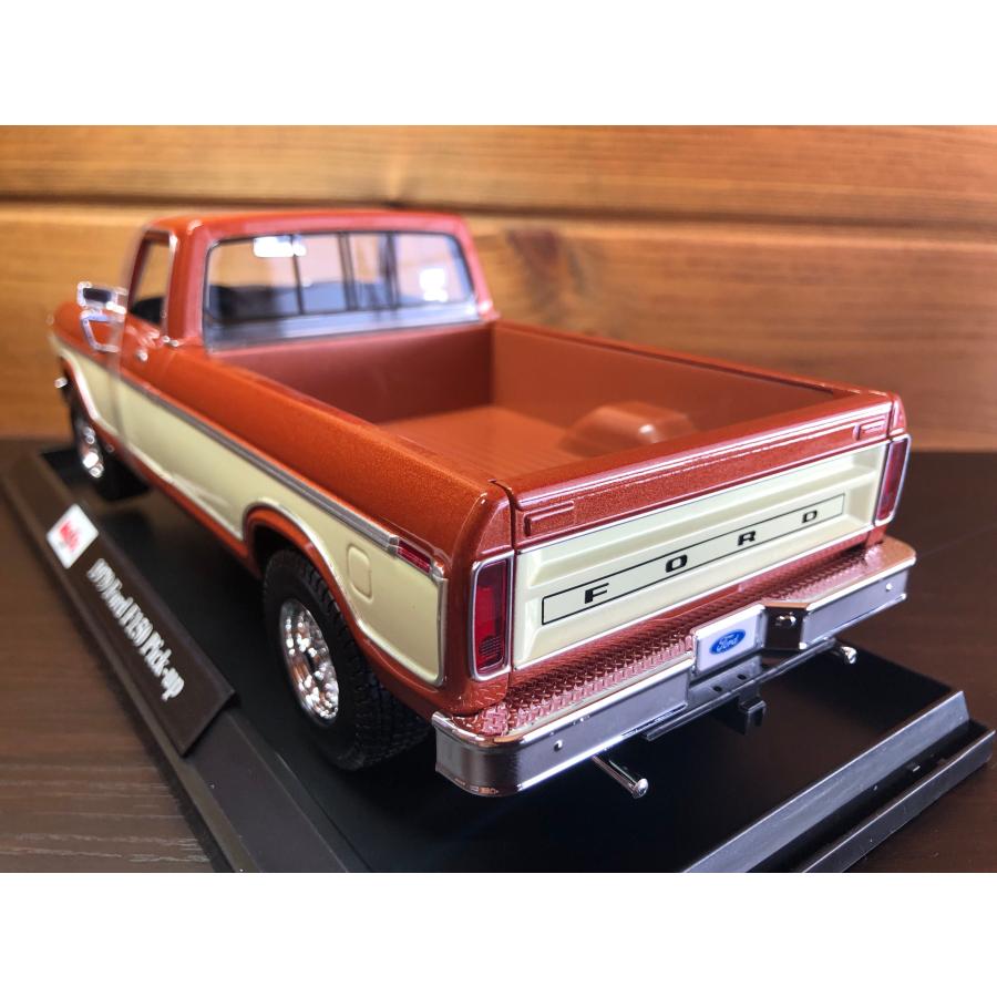 【匿名配送】フォード　F150 ピックアップ　トラック　マイスト　1/18 1/18 フォード F150 ピックアップトラック ブルー 1979 Fordの