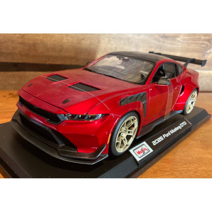 マイスト 2025 Ford Mustang GTD フォード　マスタング　赤 マイスト 2025 Ford Mustang GTD Red 1/18 Maisto フォード マスタング