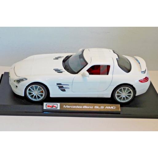 マイスト ミニカー Mercedes SLS AMG WHITE 1/18 Maisto メルセデス