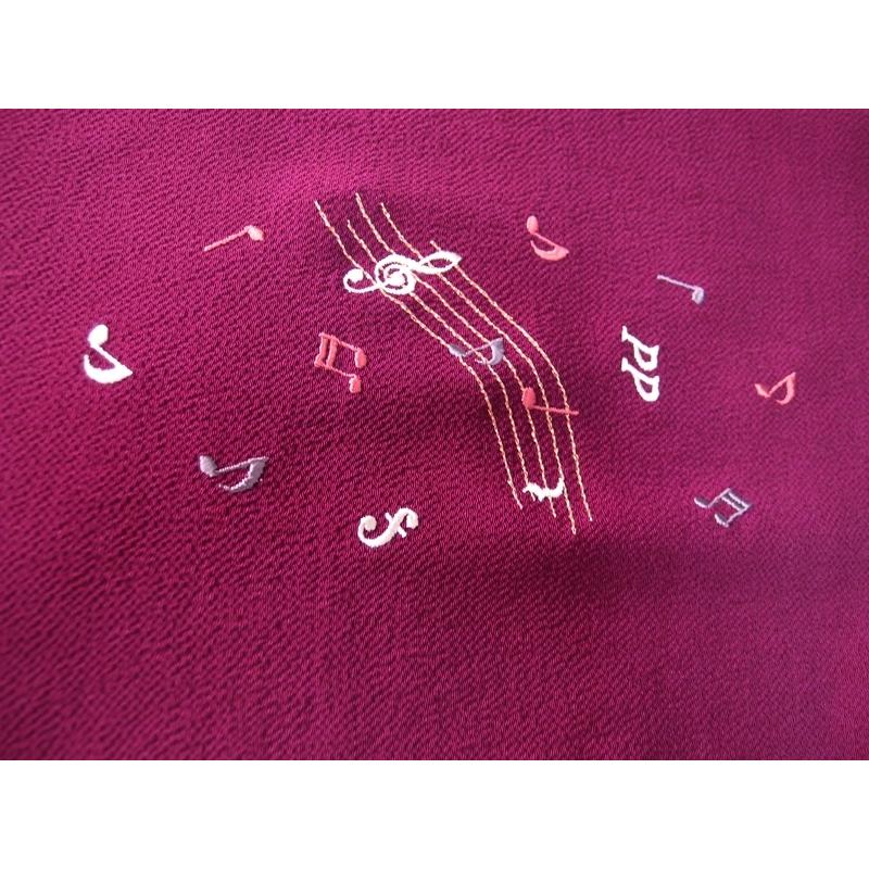 音符・楽譜柄刺繍 水練り八丁撚糸 縮緬帯揚げ 正絹 日本製 【衿 音符・楽譜柄刺繍 水練り八丁撚糸 縮緬帯揚げ 正絹 日本製 【衿