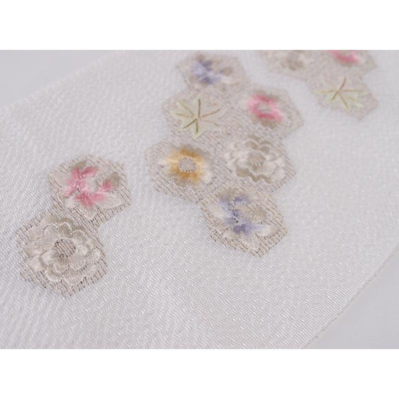 手刺繍　半襟　縮緬地　正絹 刺繍 半衿 白地【衿秀　和想庵】_5