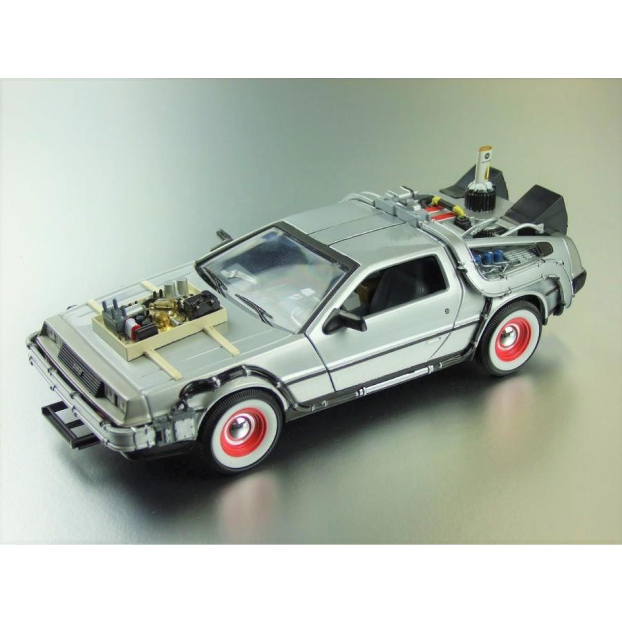 ウィリー 1/24 バック・トゥ・ザ・フューチャー デロリアン