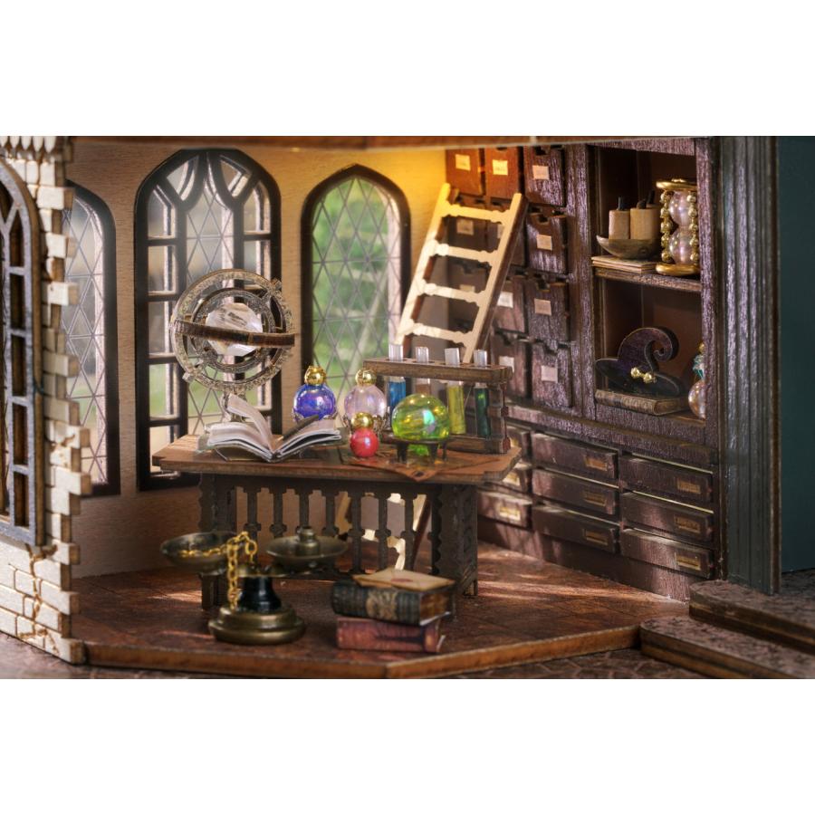 ミニチュアドールハウス 魔法使いの家 手作りキット DIYハウス