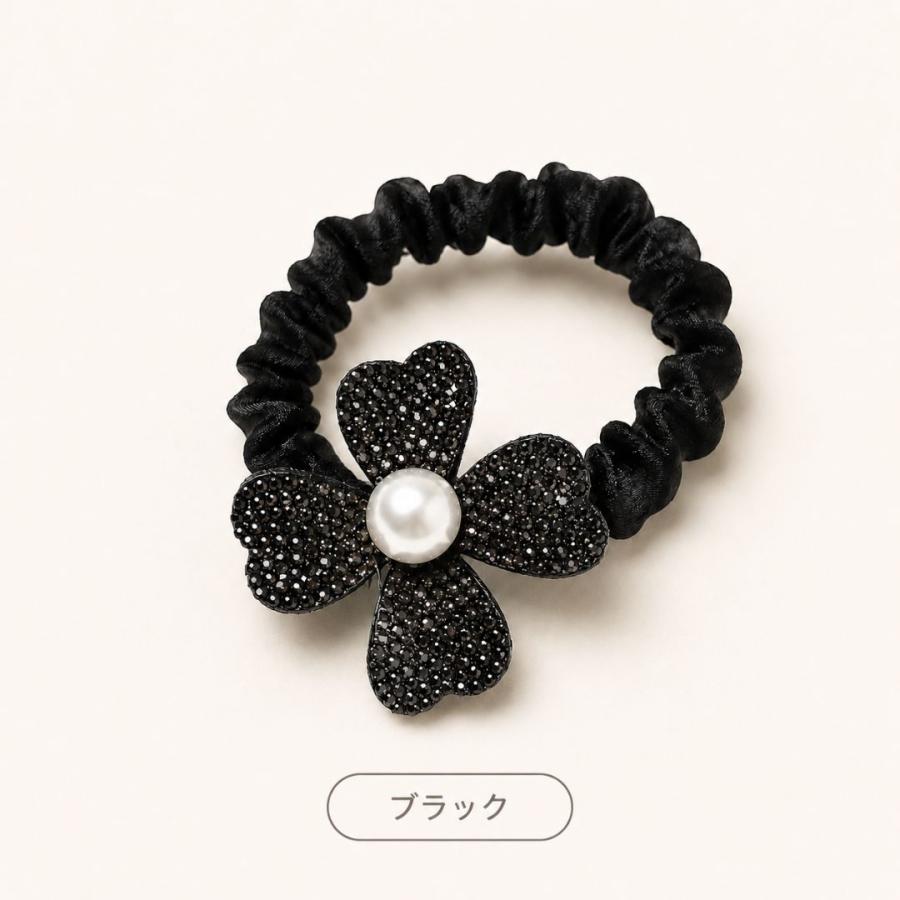シュシュ ヘアゴム フラワー パール 花モチーフ ブラック ベージュ まとめ髪 大人かわいい 上品 きれいめ 爆買 | ブランド登録なし | 01