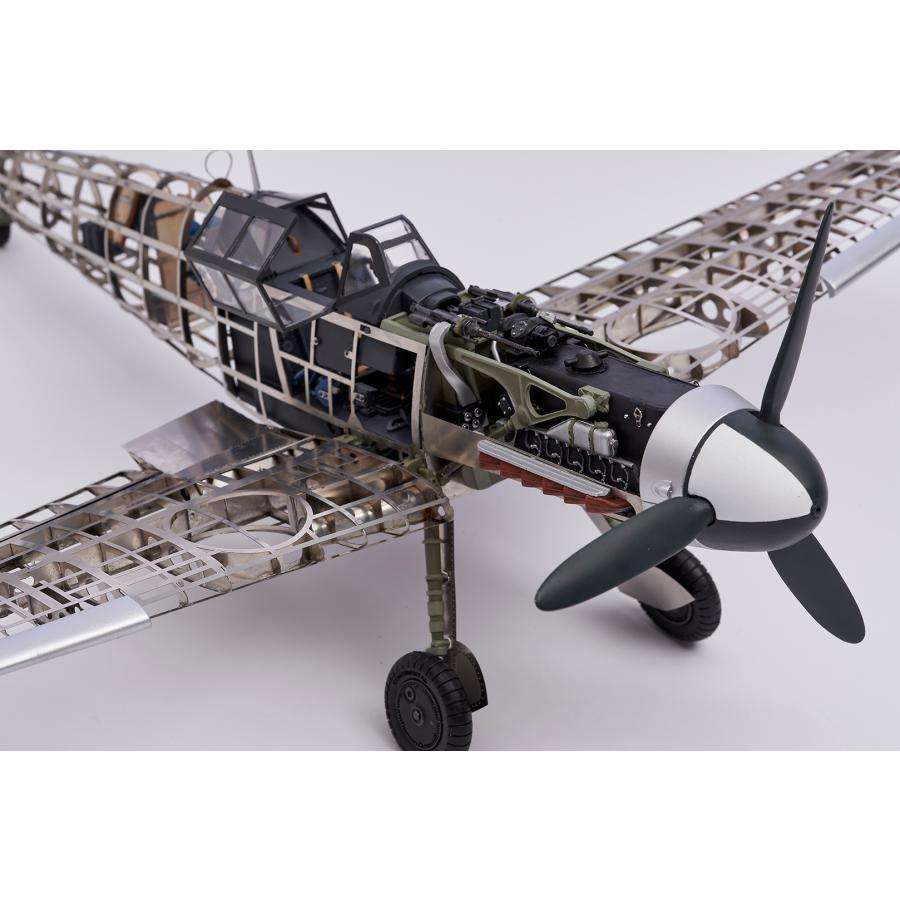 飛行機模型キット メッサーシュミット BF109 カラー冊子付 飛行機模型キット メッサーシュミット BF109 カラー冊子付