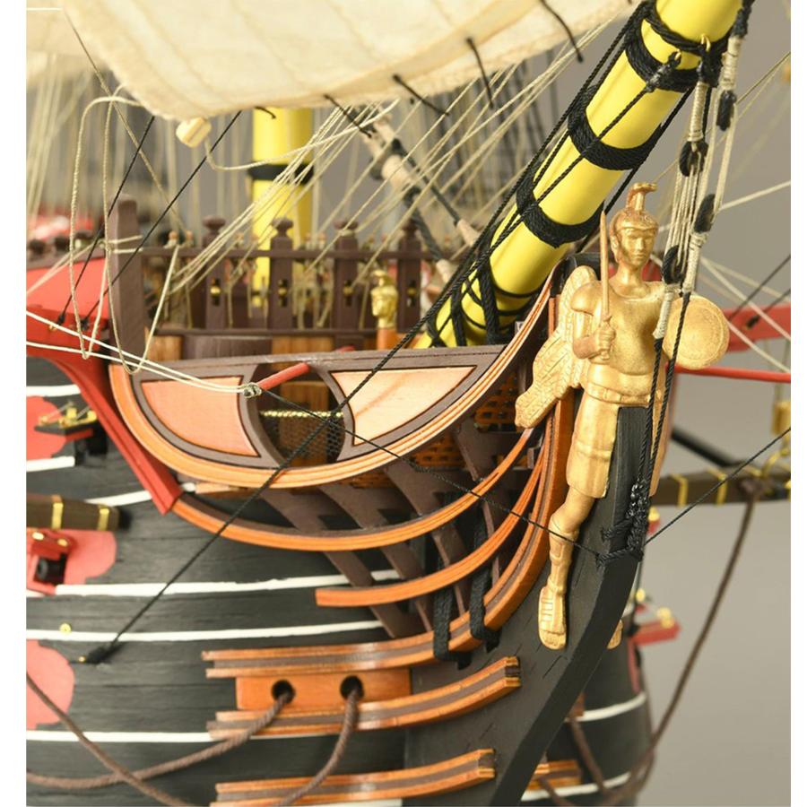 帆船模型キット サンティシマ・トリニダー : 木製模型キットのマイクロ