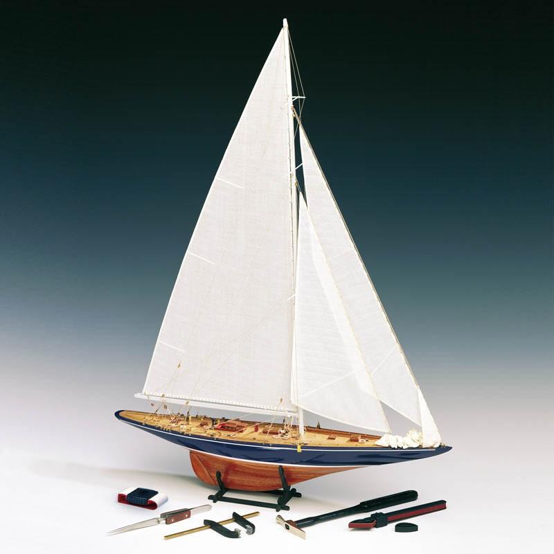 帆船模型キット エンデバー（J Class ヨット） : 木製模型