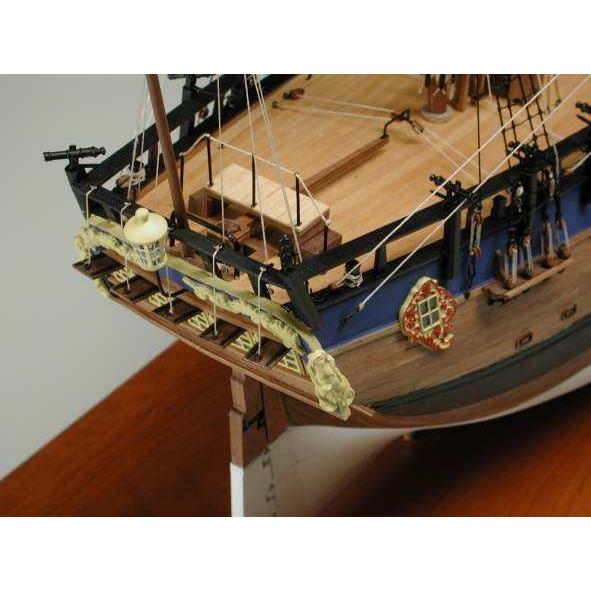 エンデバー 1768 1:60スケールモデルキット 帆船模型キット エンデバー : 木製模型キットのマイクロクラフト