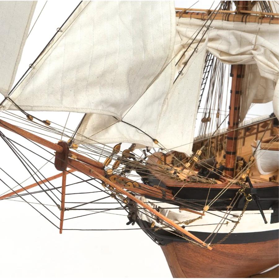 木製帆船模型キット H.M.S.ビーグル : 木製模型キットのマイクロ