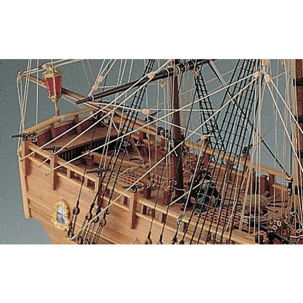 ぶーちゃん三代目　武比古] 帆船模型 シルバー ケース付き ぶーちゃん三代目 武比古] 帆船模型 シルバー ケース付き 2025年