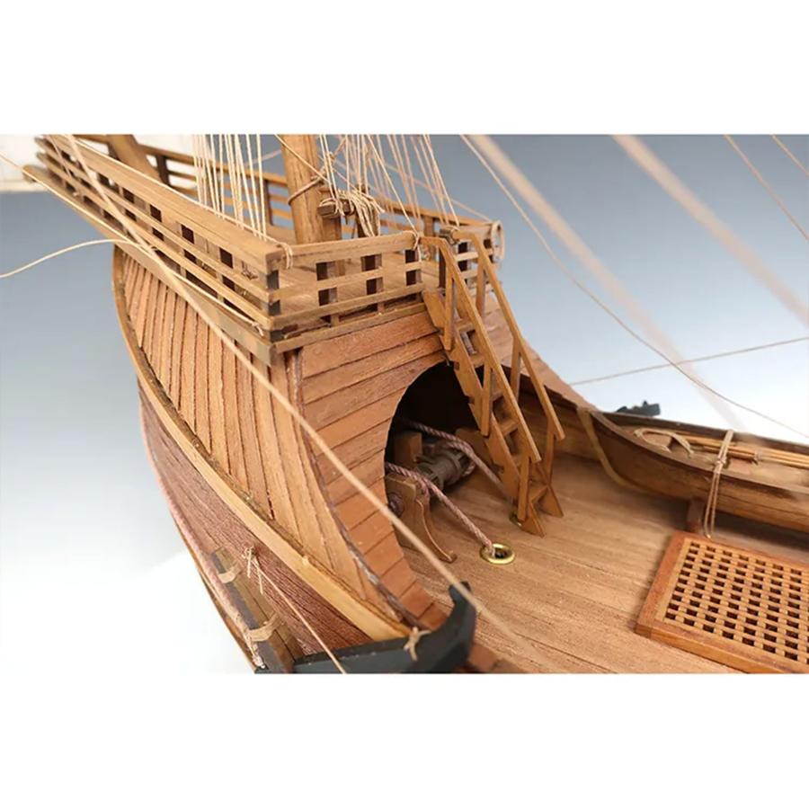 帆船模型キット サンタマリア 1/50 : 木製模型キットのマイクロ