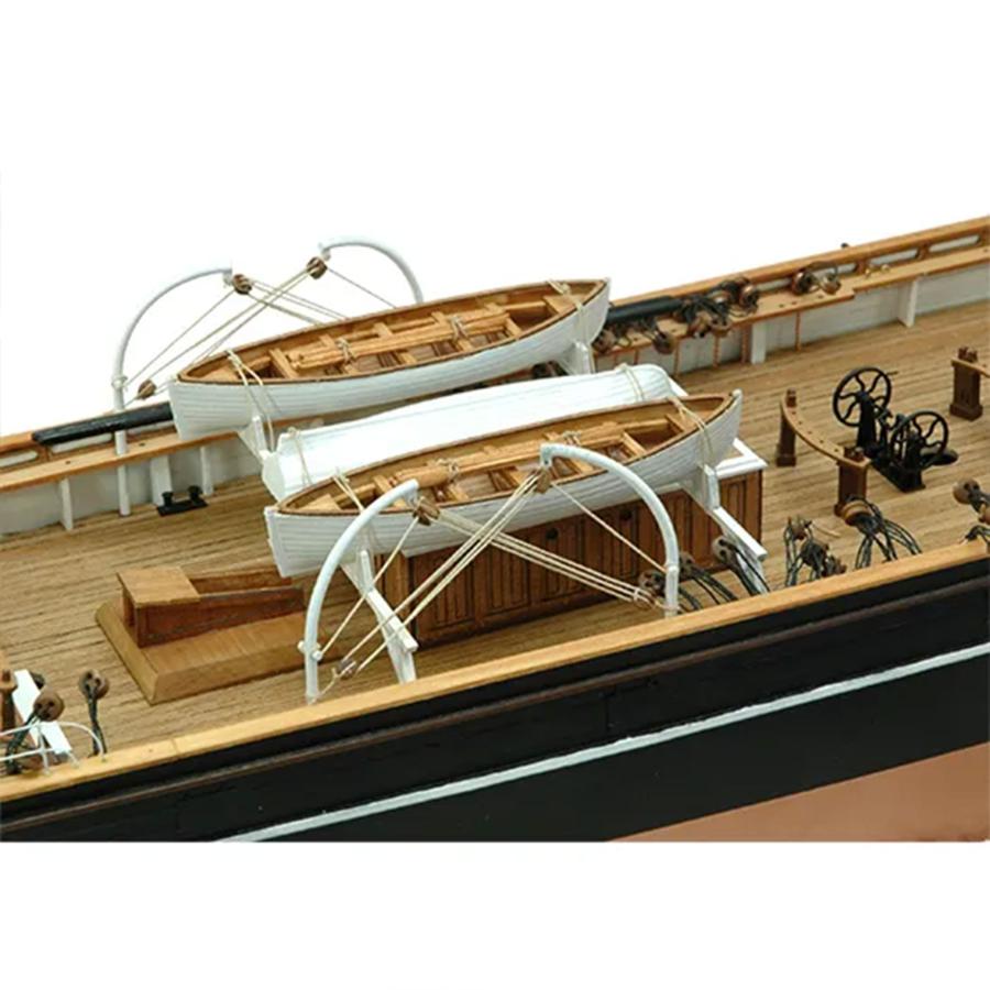 帆船模型キット カティサーク（帆付き）1/80 : 木製模型キットの