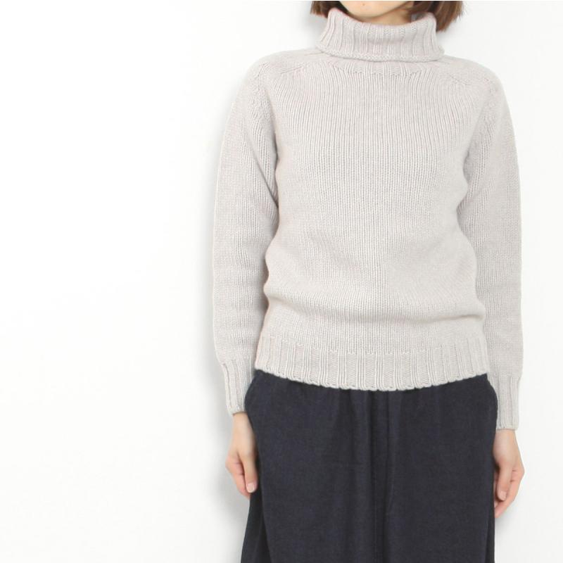 極美品　ハーレーオブスコットランド　ラムズウール　タートルネック　ニット　38 ラムズウール タートルネック／Harley of Scotland（ハーレーオブ