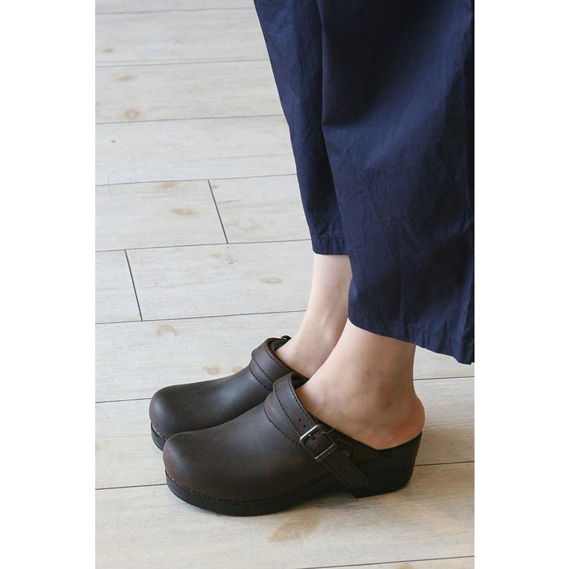 dansko（ダンスコ） イングリッド オイルド Ingrid Oiled/サボサンダル