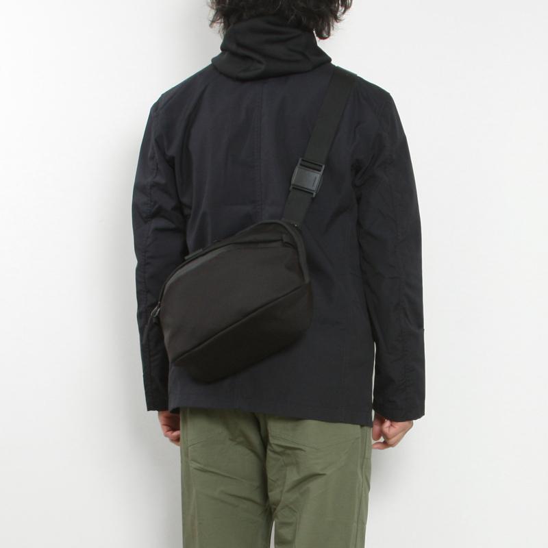 Aer（エアー） Day Sling 3 Max AER-21038 : MIDLAND SHIP - 通販