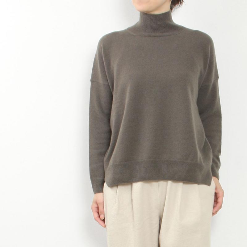 evam eva（エヴァムエヴァ） cashmere turtleneck E243K129 : MIDLAND