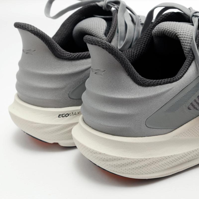 ALTRA アルトラ TORIN 8 MENS : MIDLAND SHIP - 通販 - Yahoo!ショッピング