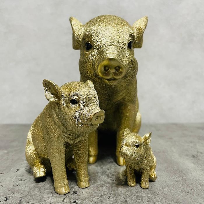 置物 動物 3匹のお座り金色豚 ゴールド 金色 縁起物 woobia おしゃれ