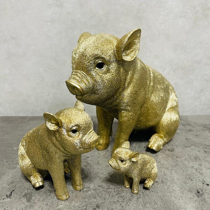 置物 動物 3匹のお座り金色豚 ゴールド 金色 縁起物 woobia おしゃれ