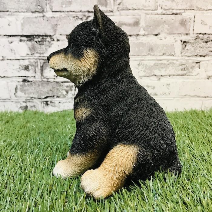 柴犬（黒）子犬のオブジェ 置物 可愛い リアル インテリア かわいい