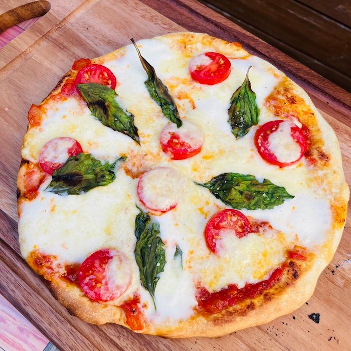 ESSCHERT ピザオーブン付き テラスヒーター おしゃれ ピザ窯 焚き火 薪