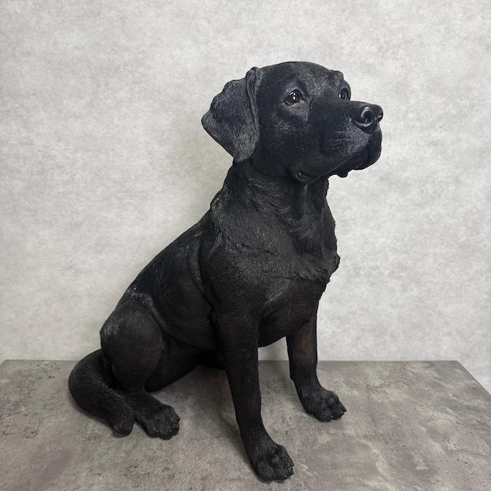 WOOBIA（ウービア） 犬 置物 大型 動物 特大 お座りラブラドール