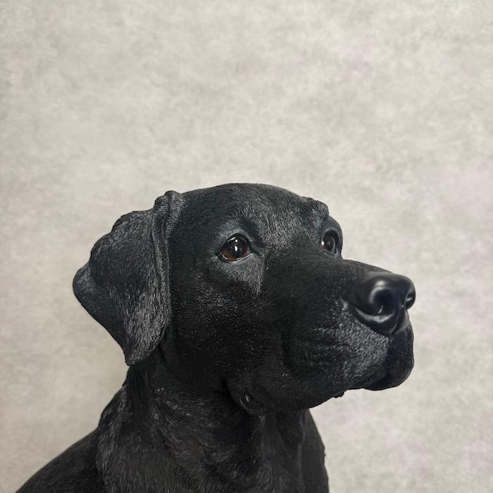 WOOBIA（ウービア） 犬 置物 大型 動物 特大 お座りラブラドール