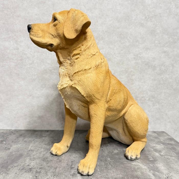 WOOBIA（ウービア） 犬 置物 大型 動物 特大 お座りラブラドール