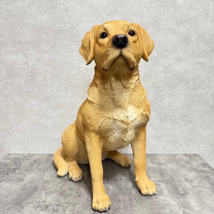 犬 置物 大型 動物 特大 お座りラブラドール・レトリバー 高さ54cm