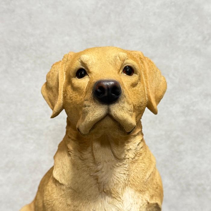 WOOBIA（ウービア） 犬 置物 大型 動物 特大 お座りラブラドール