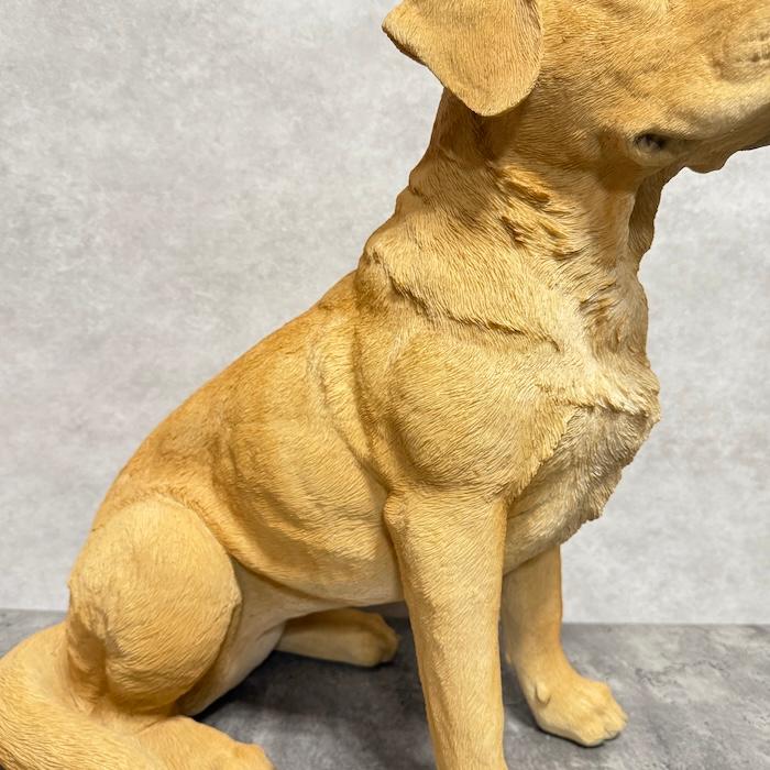 WOOBIA（ウービア） 犬 置物 大型 動物 特大 お座りラブラドール