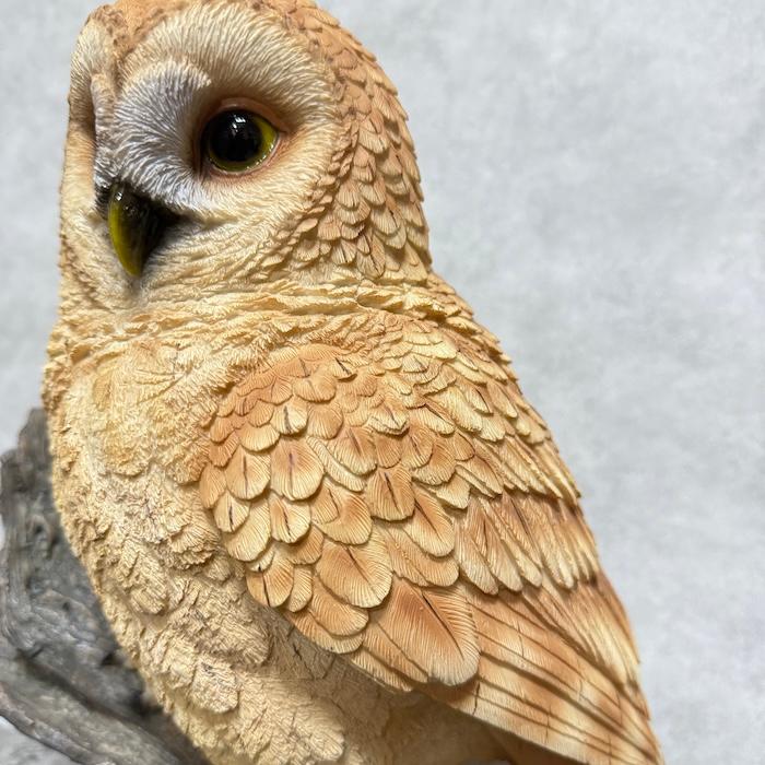 鳥 置物 オブジェ 北欧 動物 かわいい 切り株にとまるフクロウ 高さ