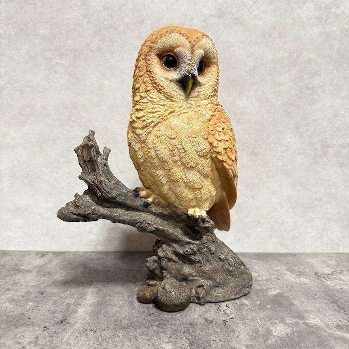 鳥 置物 オブジェ 北欧 動物 かわいい 切り株にとまるフクロウ 高さ 