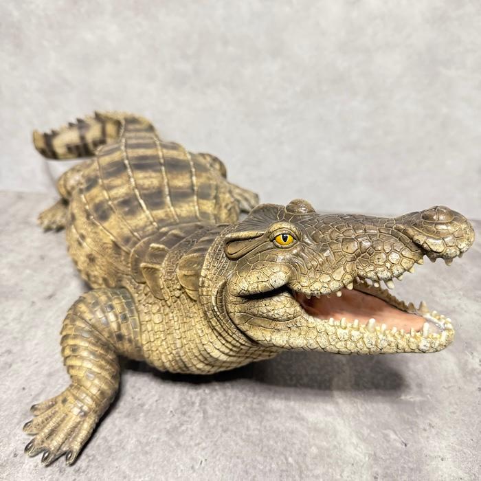 置物 動物 威嚇するワニ 横幅77.5cm woobia おしゃれ 大きい 玄関